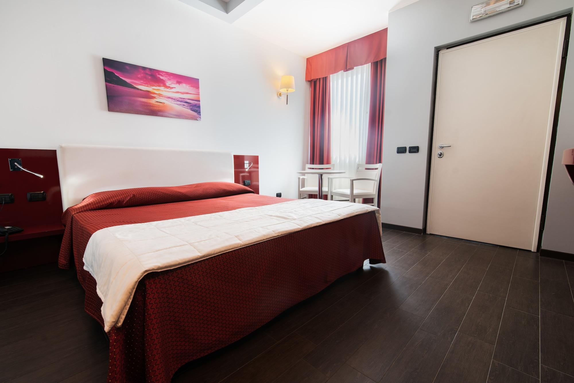 Hotel Mediterraneo 4*