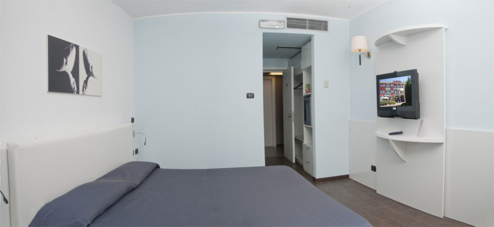 Mediterraneo Hotel Villa Cortese